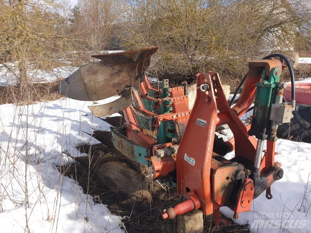Kverneland 12 Reversible ploughs