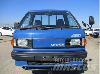 Toyota T-YM65 Flatbed Trucks