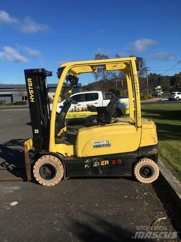 Hyster J2.5XN Electric Forklifts