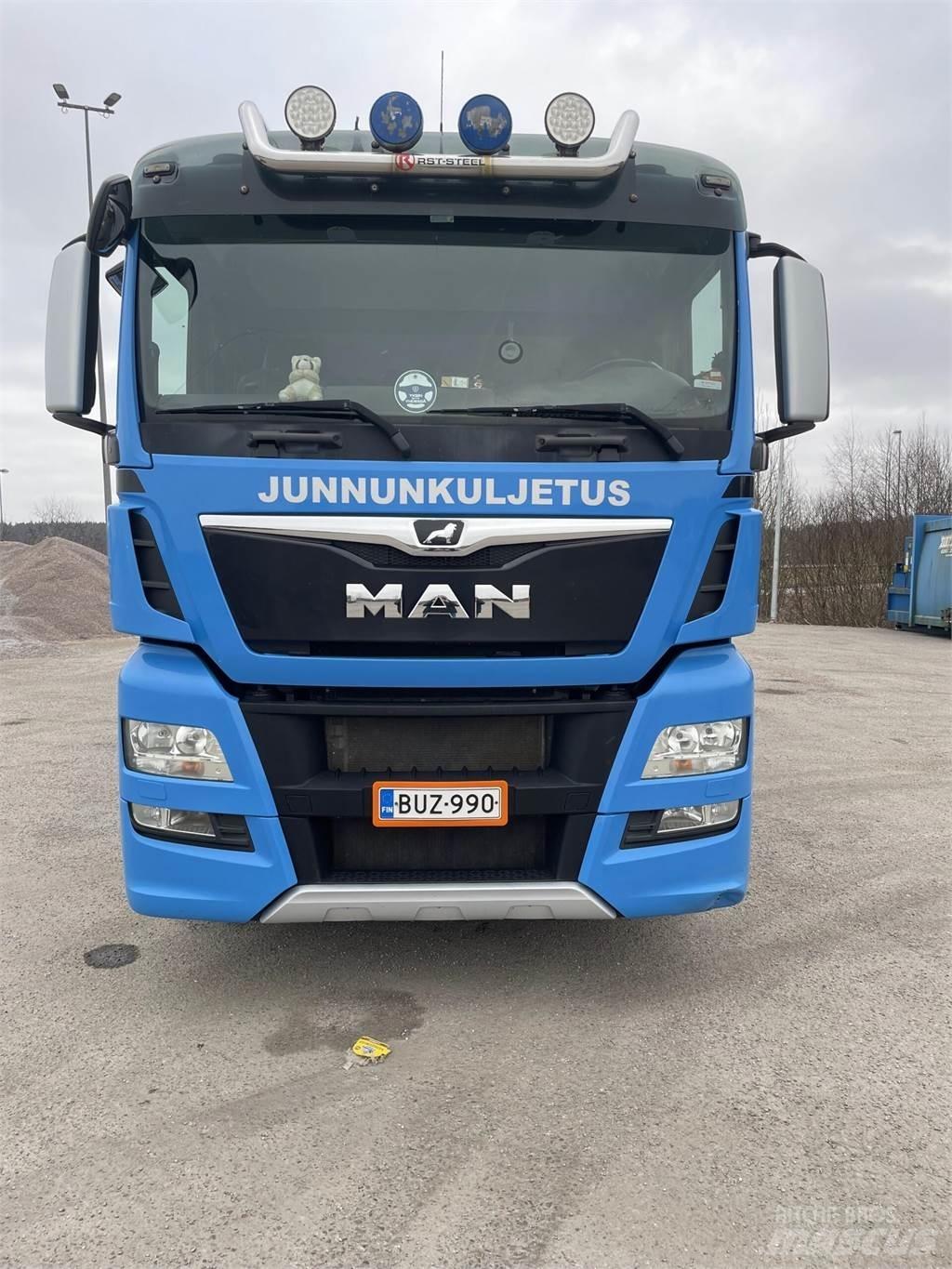 MAN TGX 35.560 Farm / grain trucks
