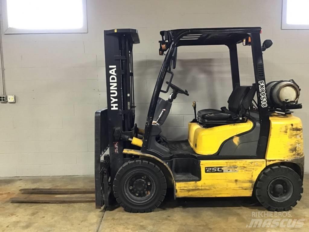 Hyundai 25 L-7 A Forklift trucks - others