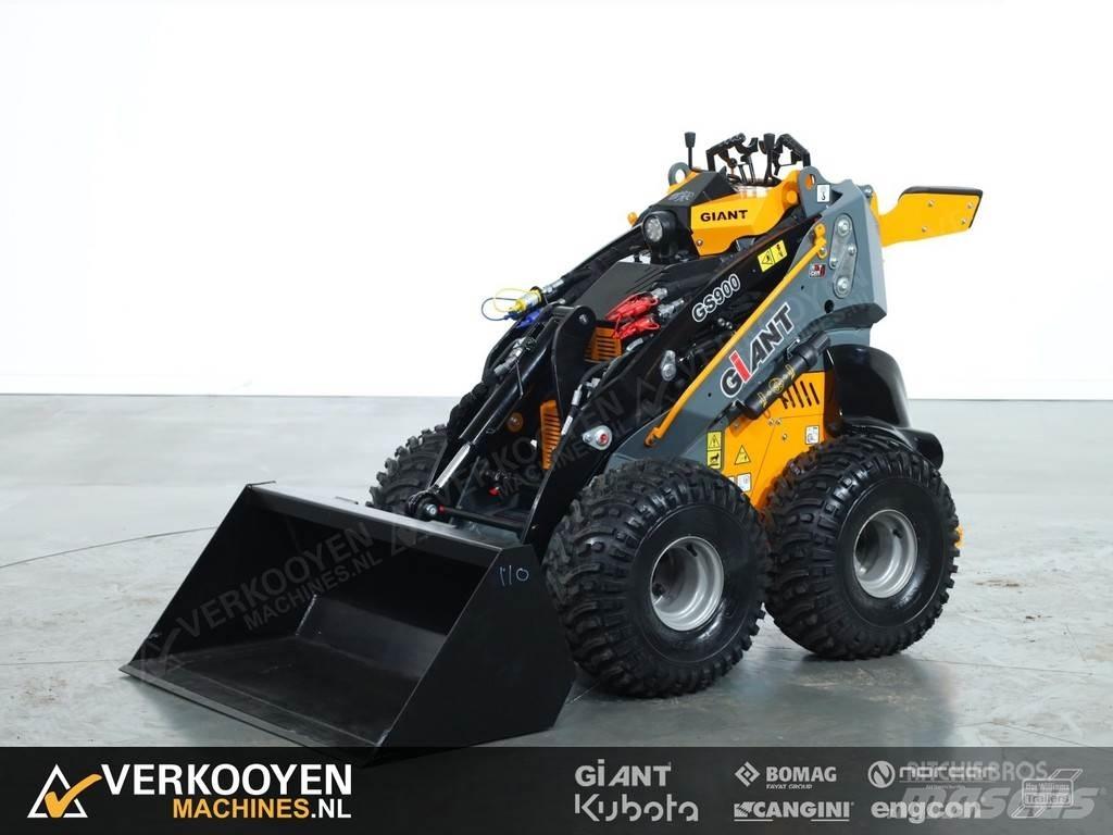 GiANT GS900 Wheel Loaders