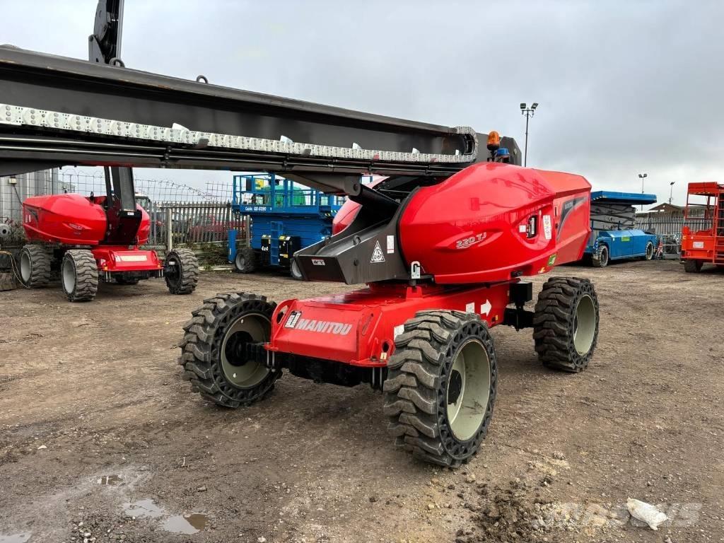 Manitou 220 TJ Telescopic boom lifts