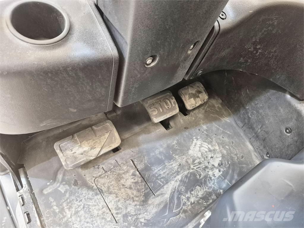 Linde E20L 02 386 Electric Forklifts