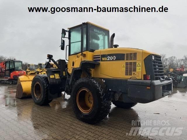 Komatsu WA 200 Wheel Loaders