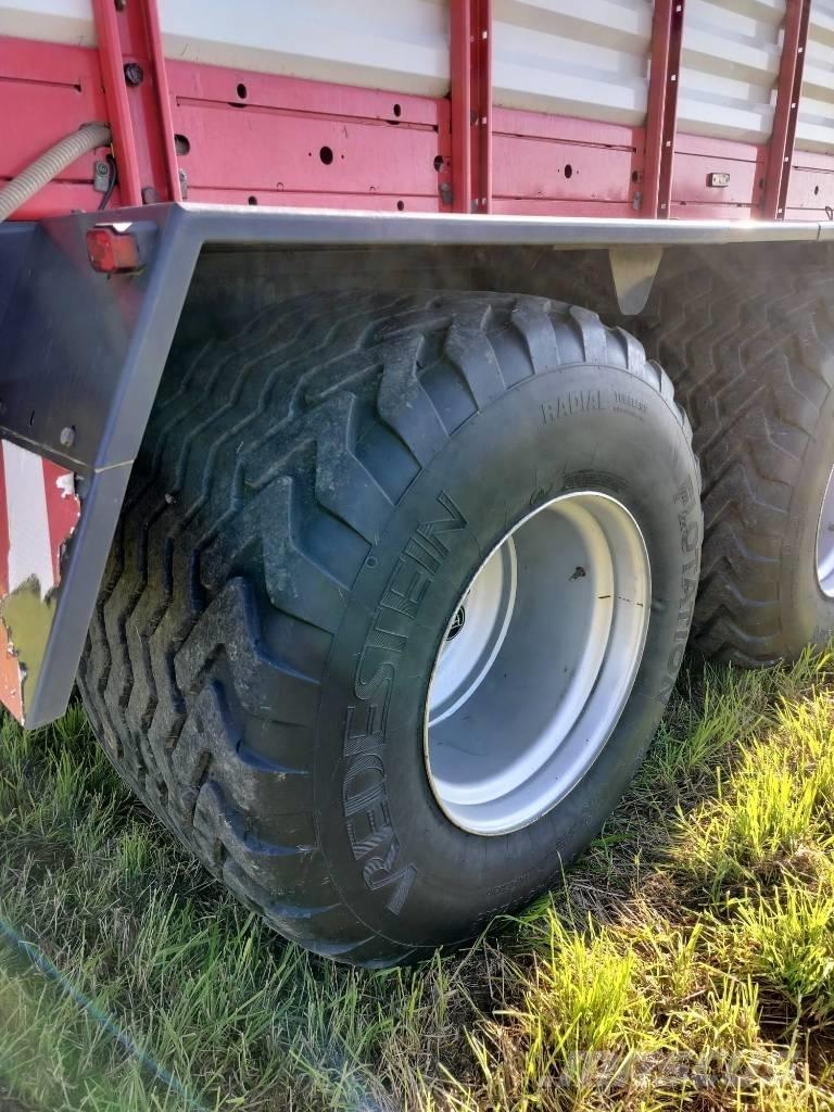 Pöttinger Torro 5700 Speciality Trailers
