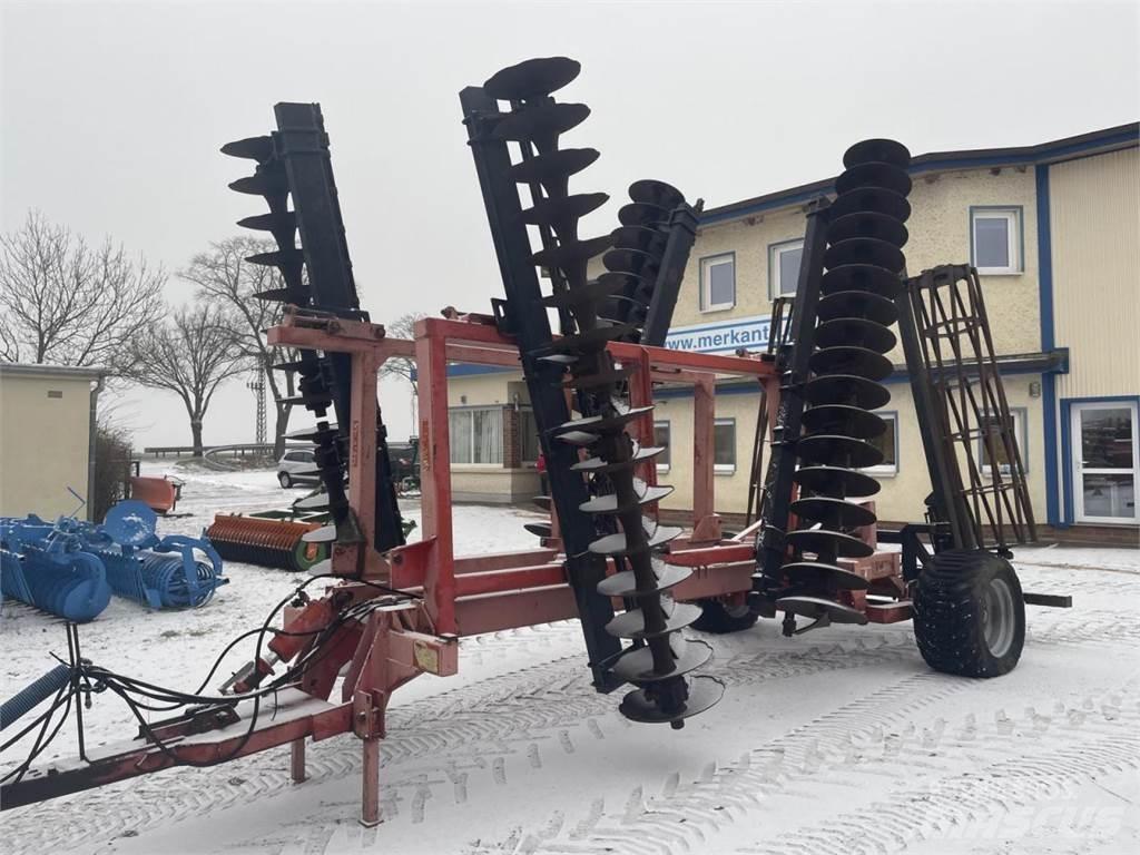Bugnot X-Form 6,2m Disc Harrows
