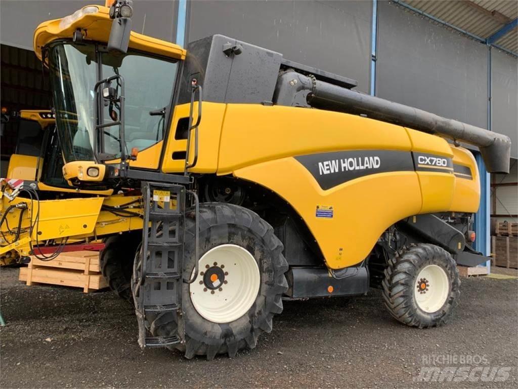 New Holland CX780 Combine Harvesters