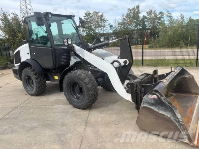 CASE 21 F Wheel Loaders