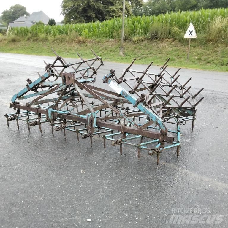 Religieux PORTE 5M Harrows