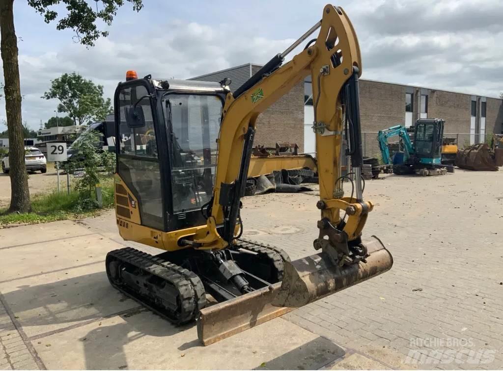 CAT 302.4D Mini Excavators <7t (Mini Diggers)