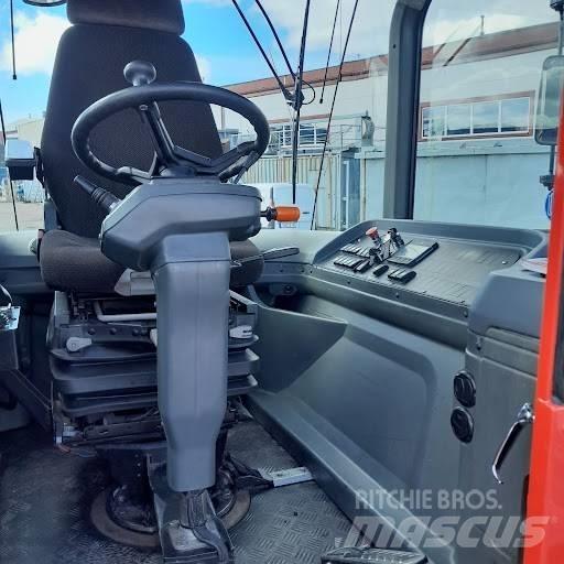 Kalmar TR618i Shunt Trucks