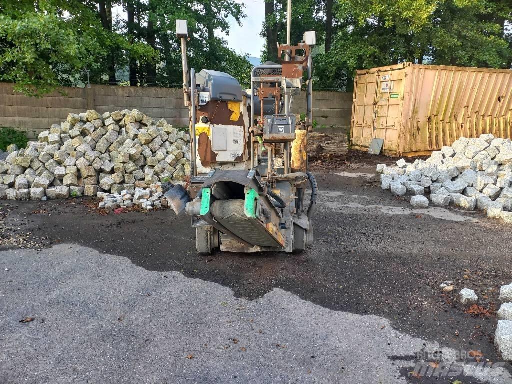 Wirtgen W 35 DC Asphalt Recycling Equipment