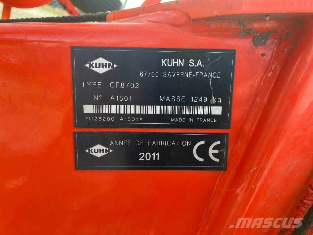 Kuhn GF 8702 Rakes and tedders