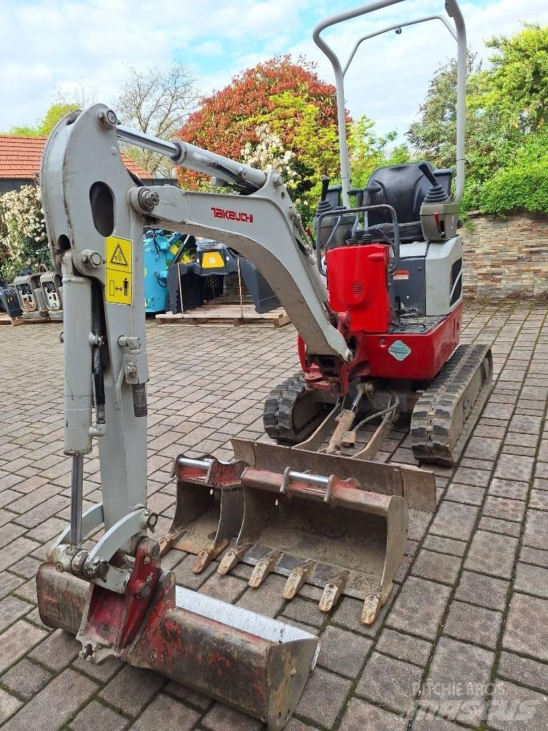 Takeuchi TB 210 R Mini Excavators <7t (Mini Diggers)