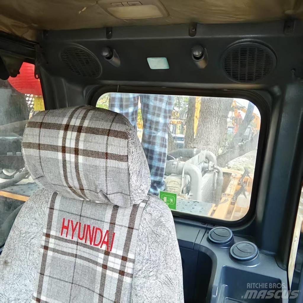 Hyundai 210w-9 Wheeled Excavators