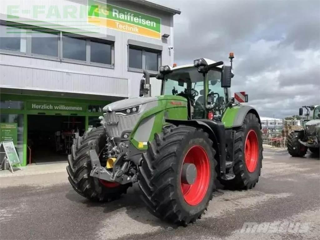 Fendt 939 vario Tractors