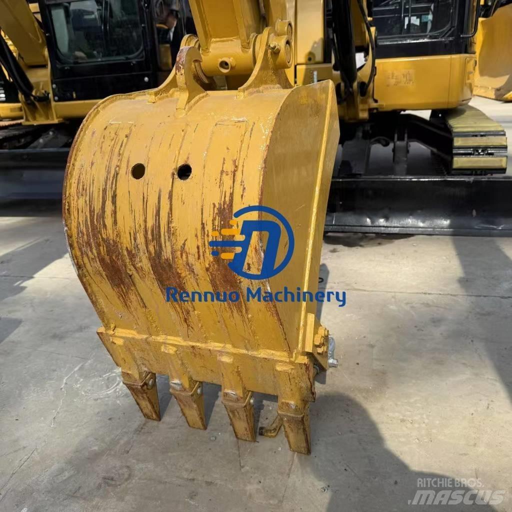 CAT 303.5 E Mini Excavators <7t (Mini Diggers)