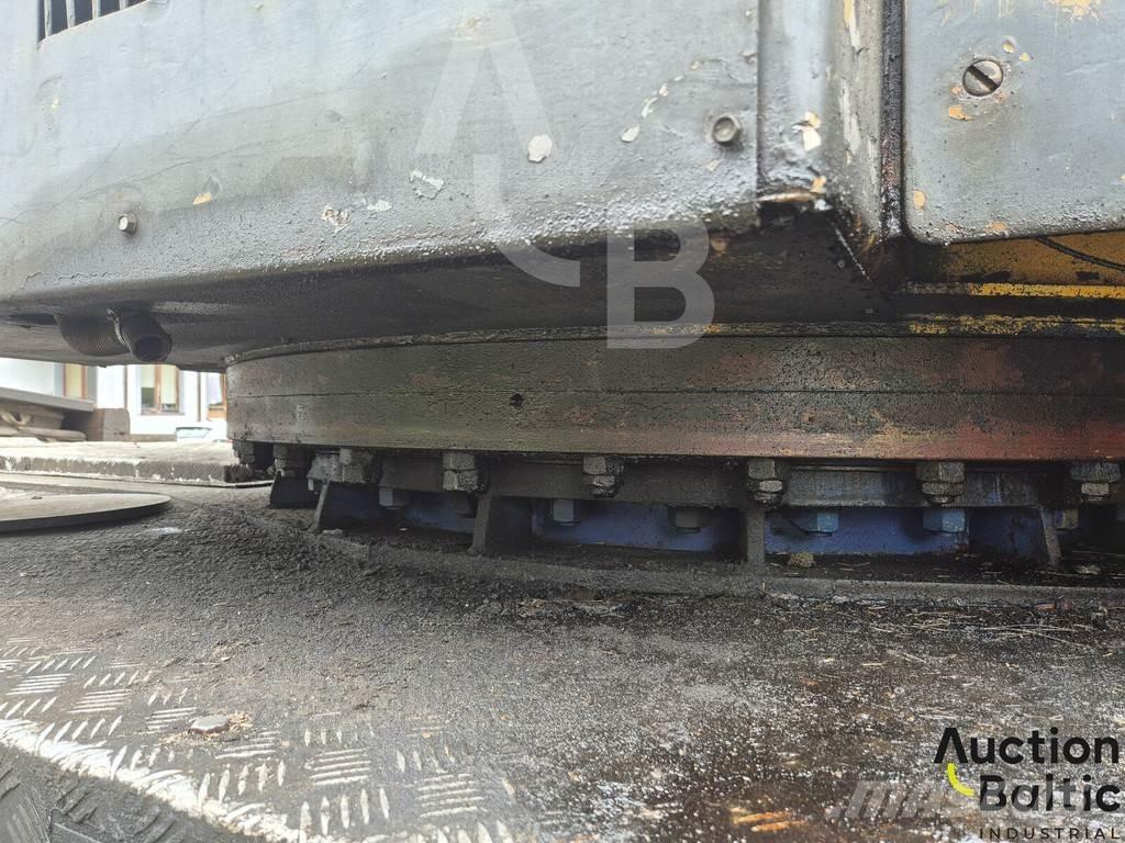 Bumar DST Mobile and all terrain cranes