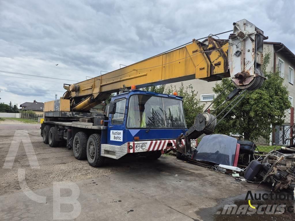 Bumar DST Mobile and all terrain cranes