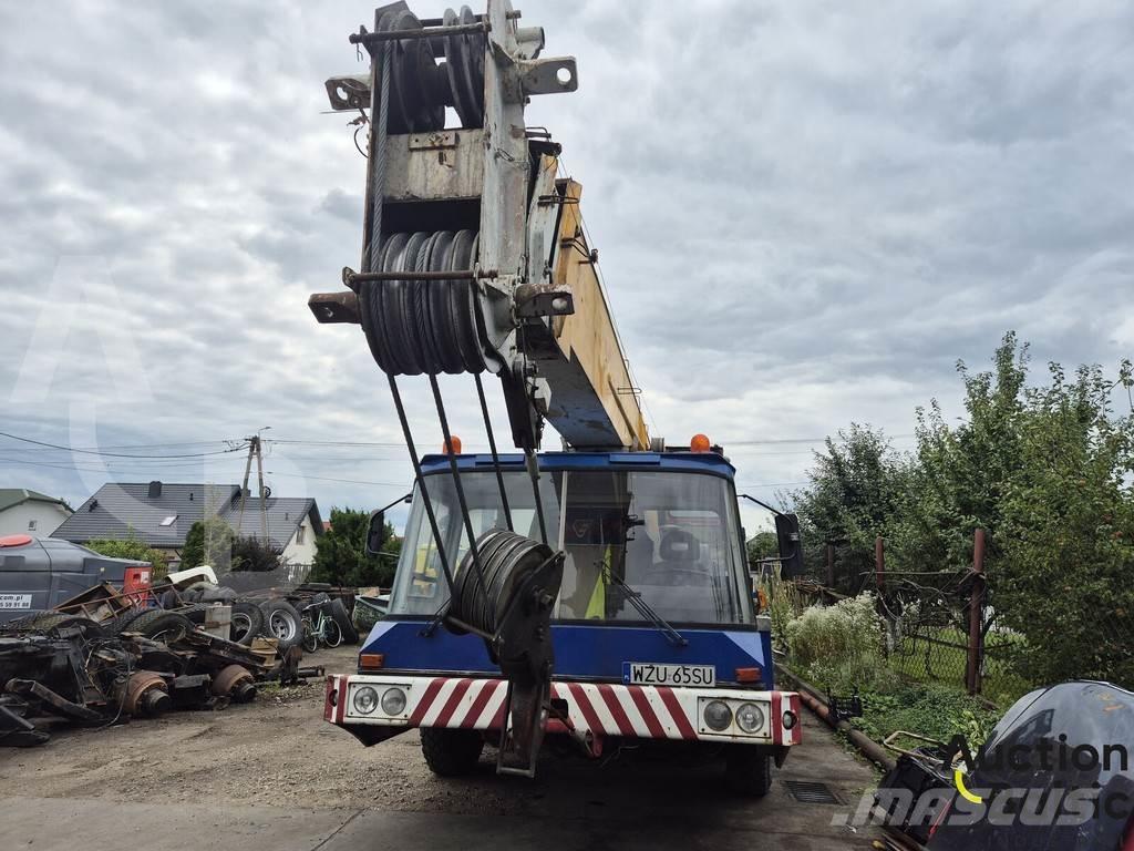 Bumar DST Mobile and all terrain cranes