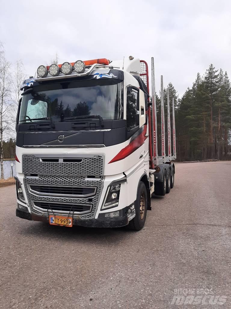 Volvo FH 13 Log trucks