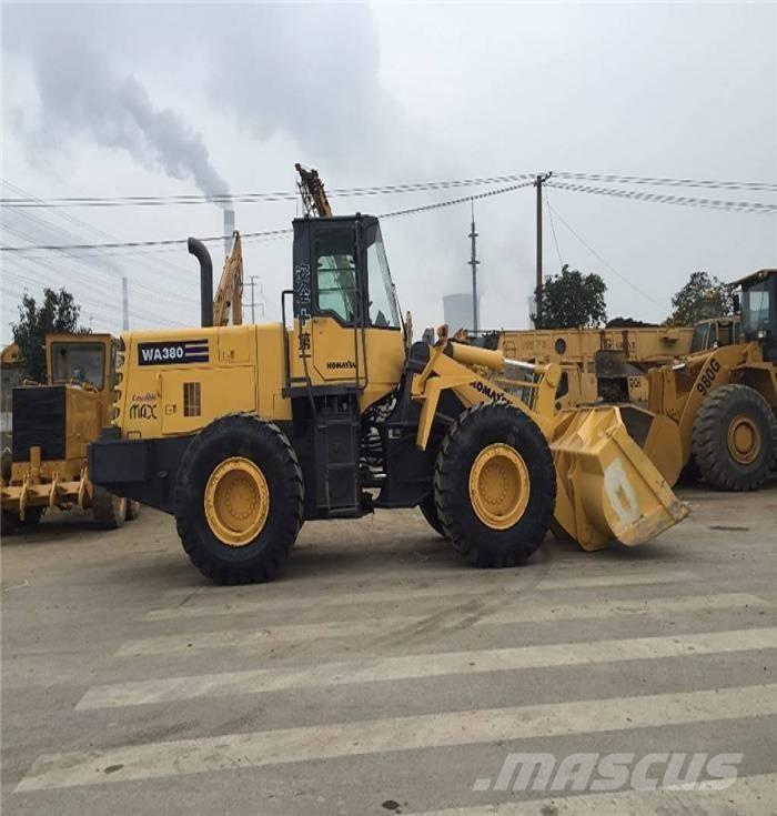 Komatsu WA 380-3 Wheel Loaders