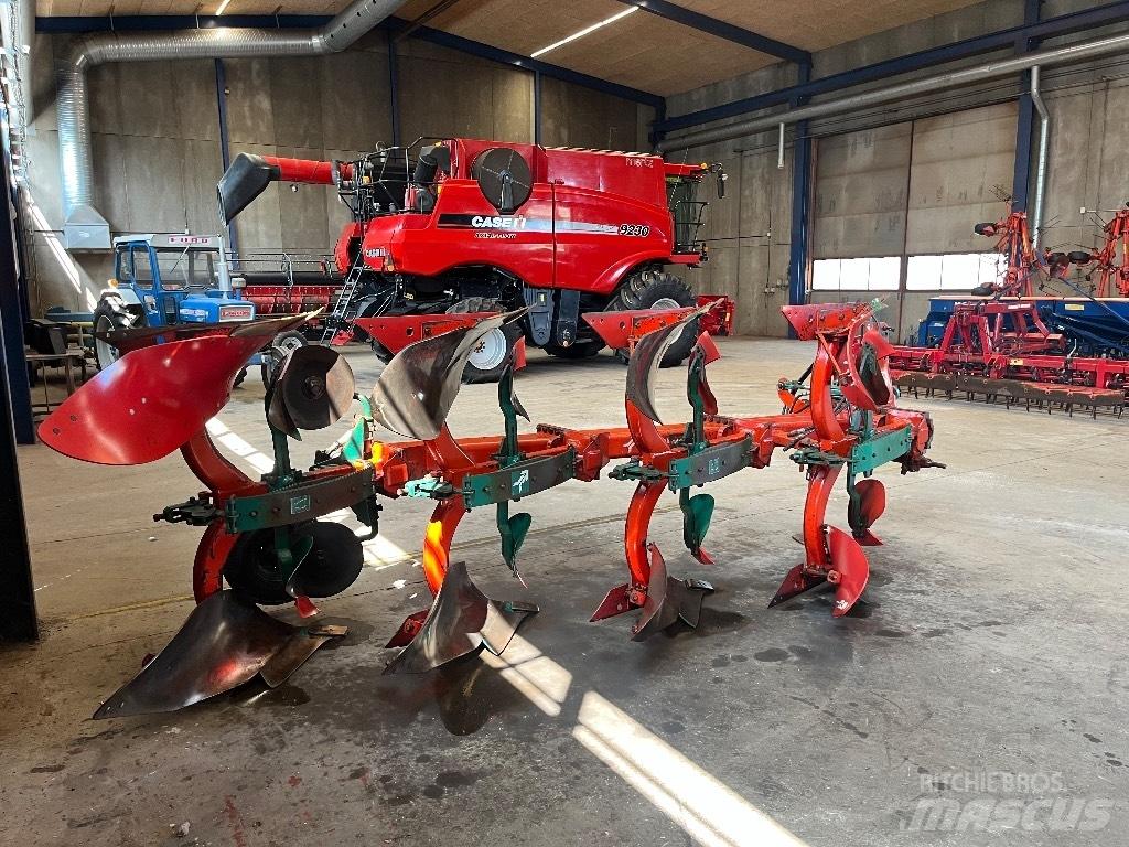 Kverneland F 160 Reversible ploughs