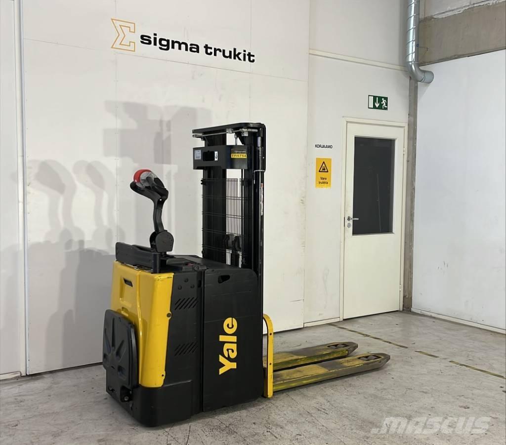 Yale MP 20 XD Self Propelled Stackers