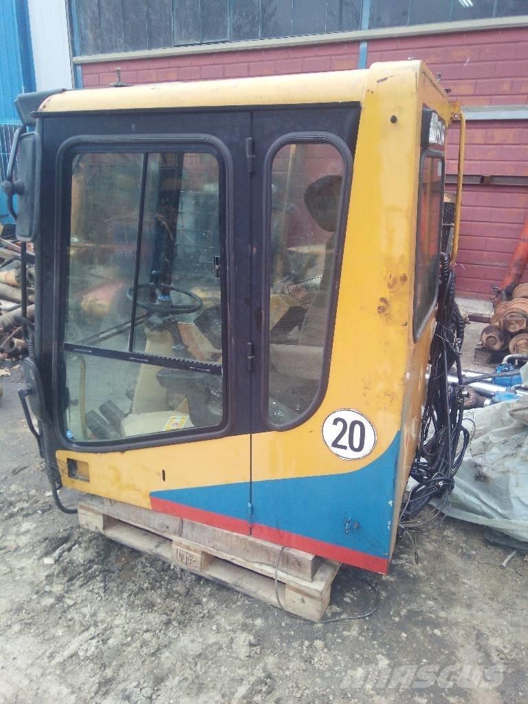 CAT M 320 Forestry Cabin