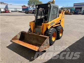 Gehl SL4240 Skid Steer Loaders