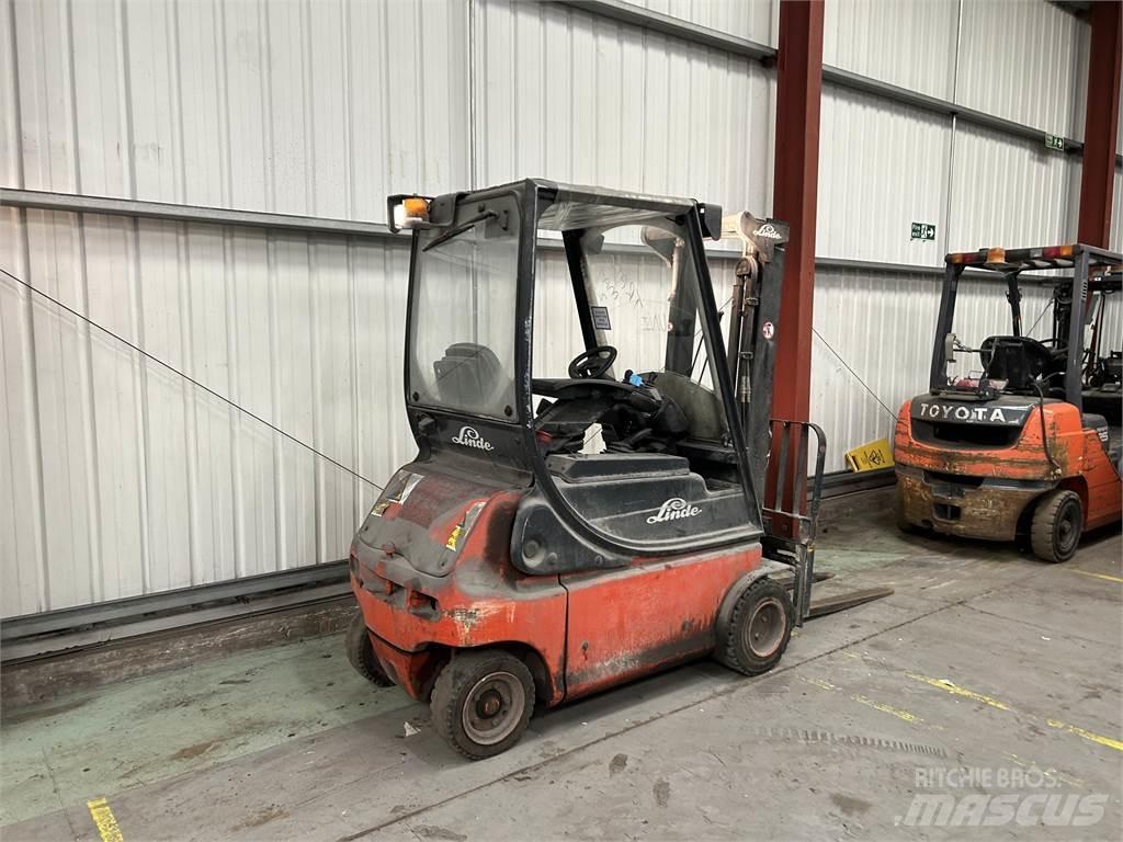 Linde E18P-02 Electric Forklifts