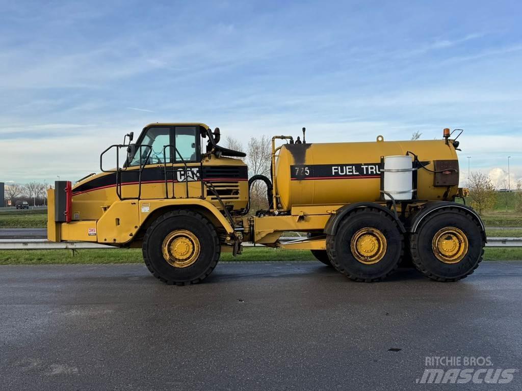 CAT 725 Fuel truck Tank Trucks