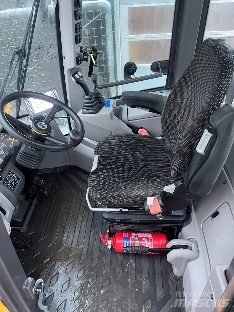 Volvo L45H Wheel Loaders