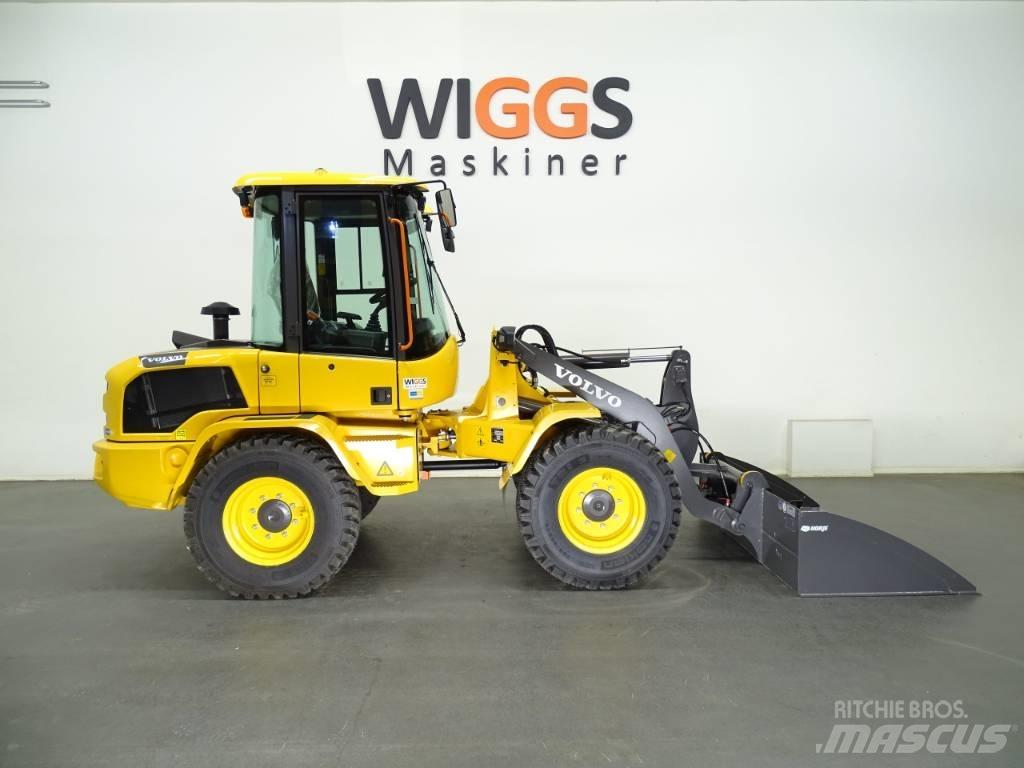 Volvo L30 HS Wheel Loaders