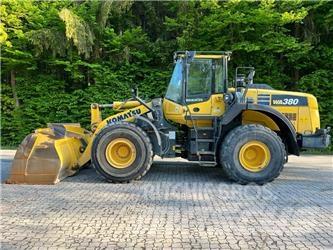 Komatsu WA 380-8 Wheel Loaders