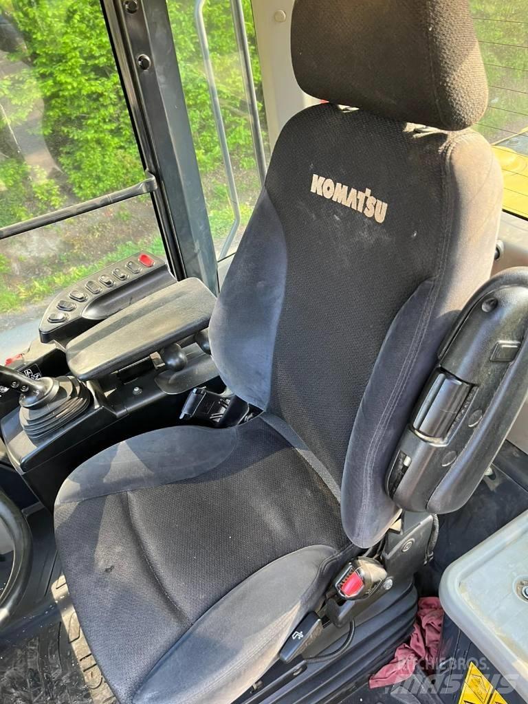 Komatsu WA 380-8 Wheel Loaders