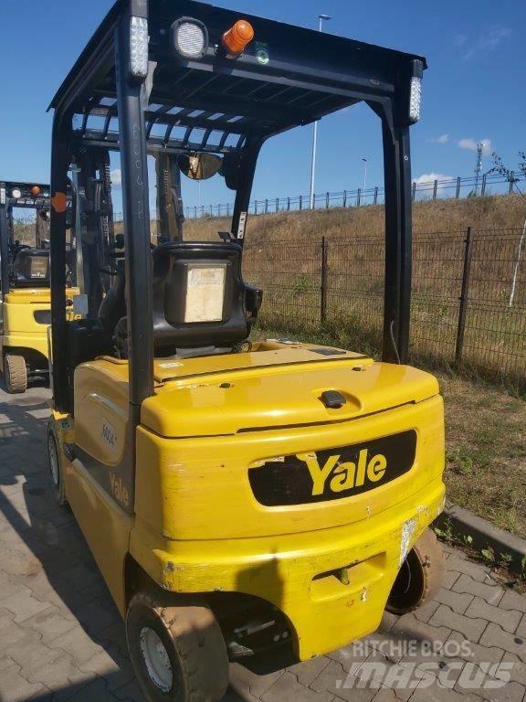 Yale ERP25VL Electric Forklifts