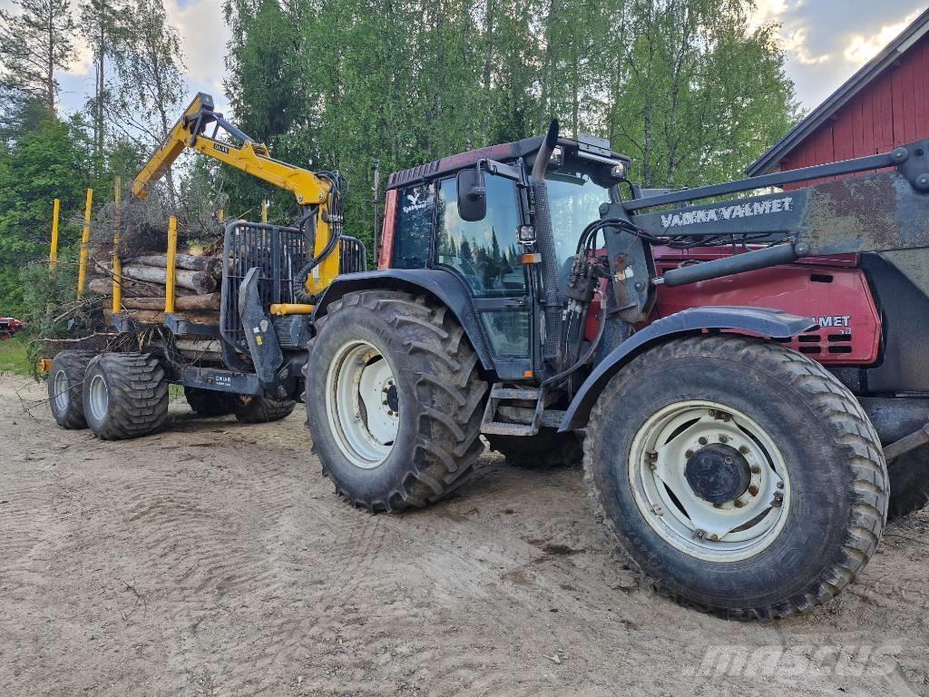 Valtra 8450 Hitech Tractors