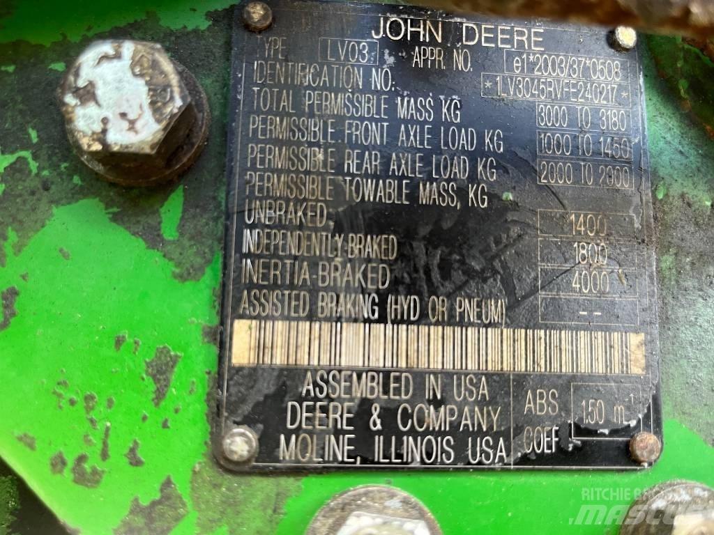 John Deere 3045 R Compact tractors