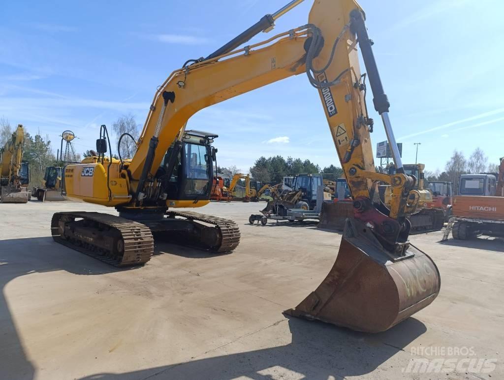 JCB JS 220 Crawler Excavators