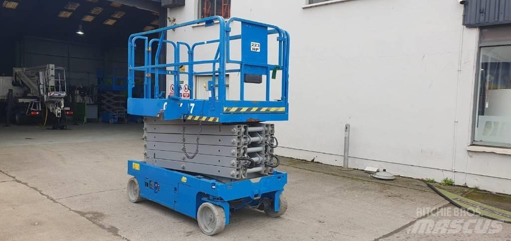 Genie GS 4047 Scissor Lifts