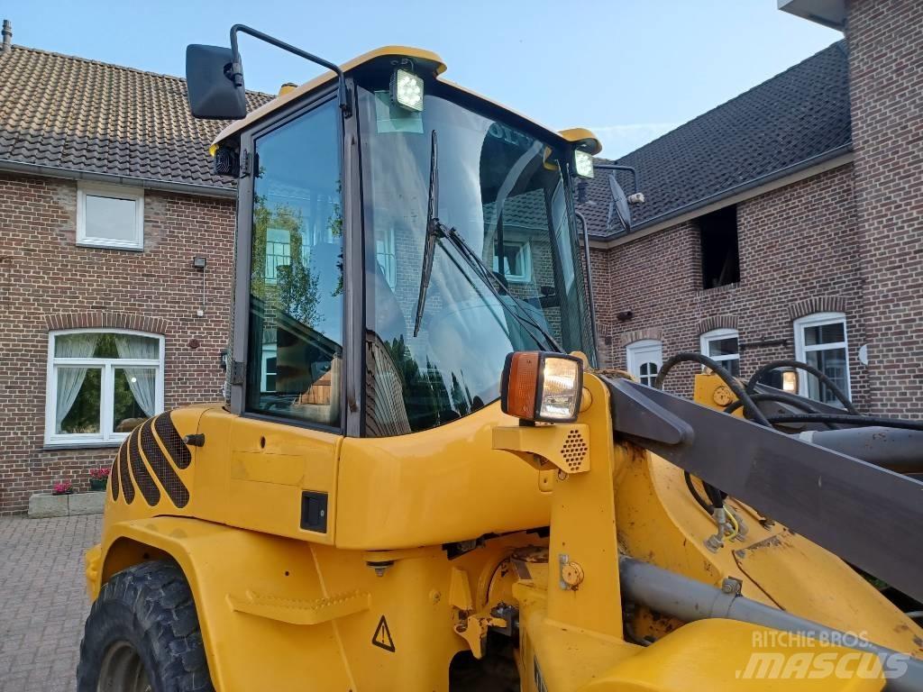 Volvo L 30 B Wheel Loaders