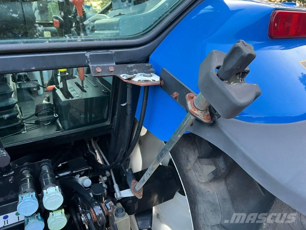 New Holland T 5050 Tractors