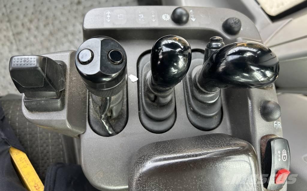 Volvo L120H Wheel Loaders