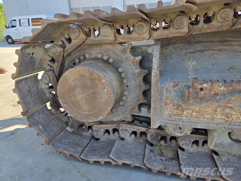 Liebherr R 922 SLC Crawler Excavators