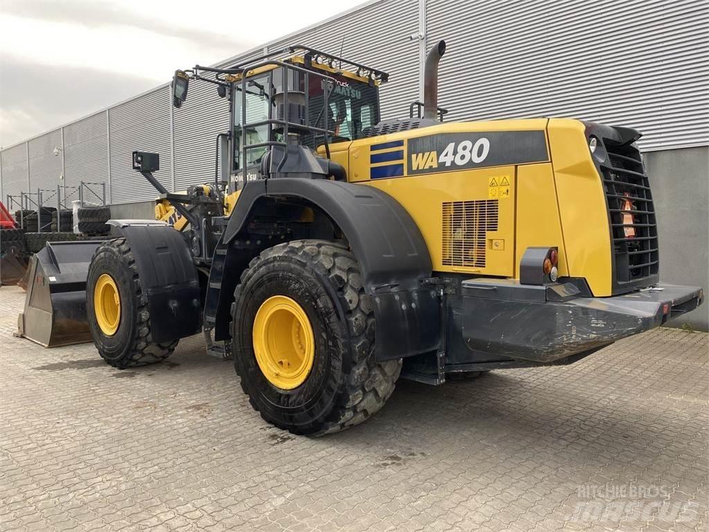 Komatsu WA480-8 Wheel Loaders