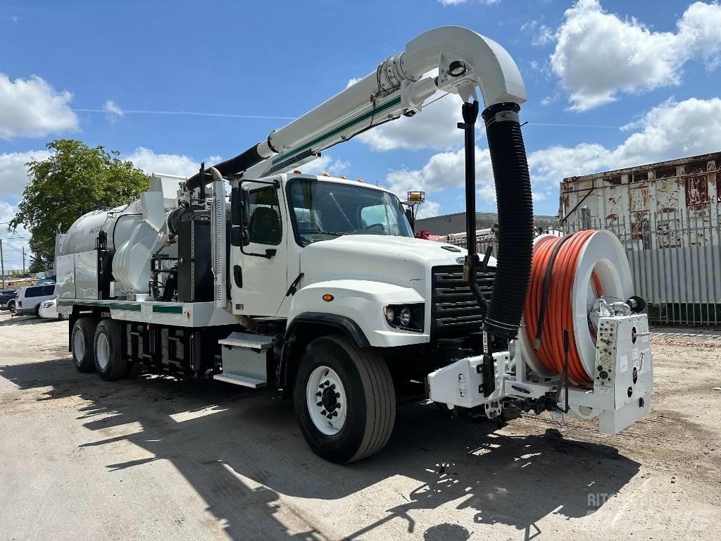 Freightliner 114 SD Vacuum Trucks