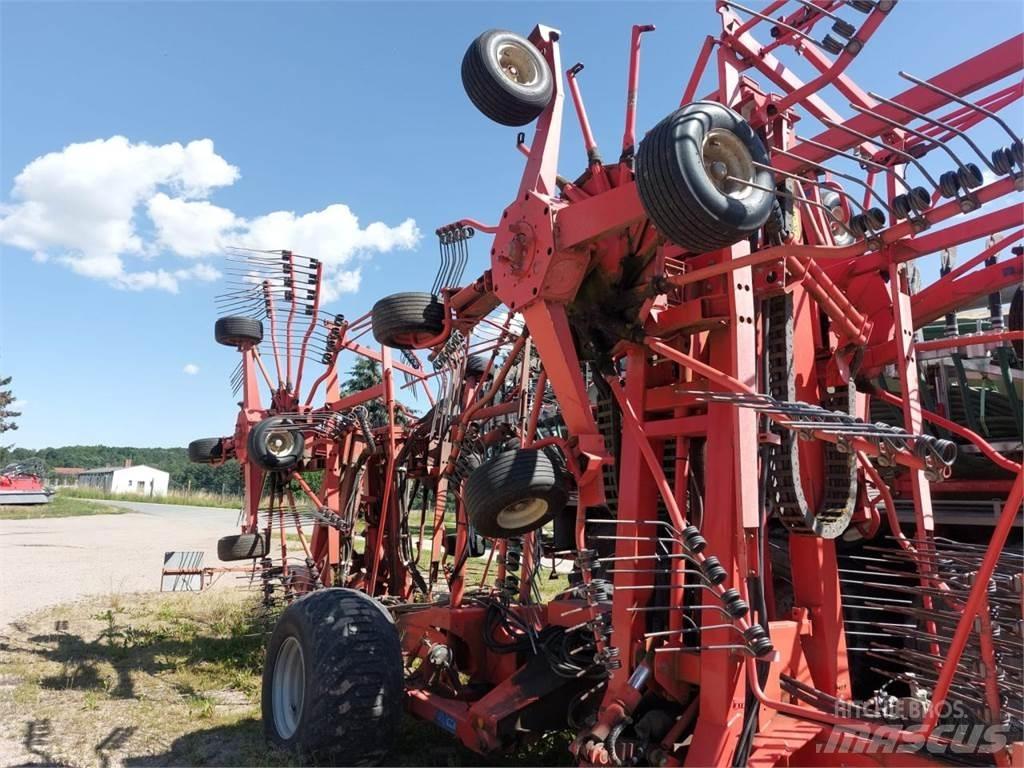 Kuhn GA 15021 Swathers \ Windrowers