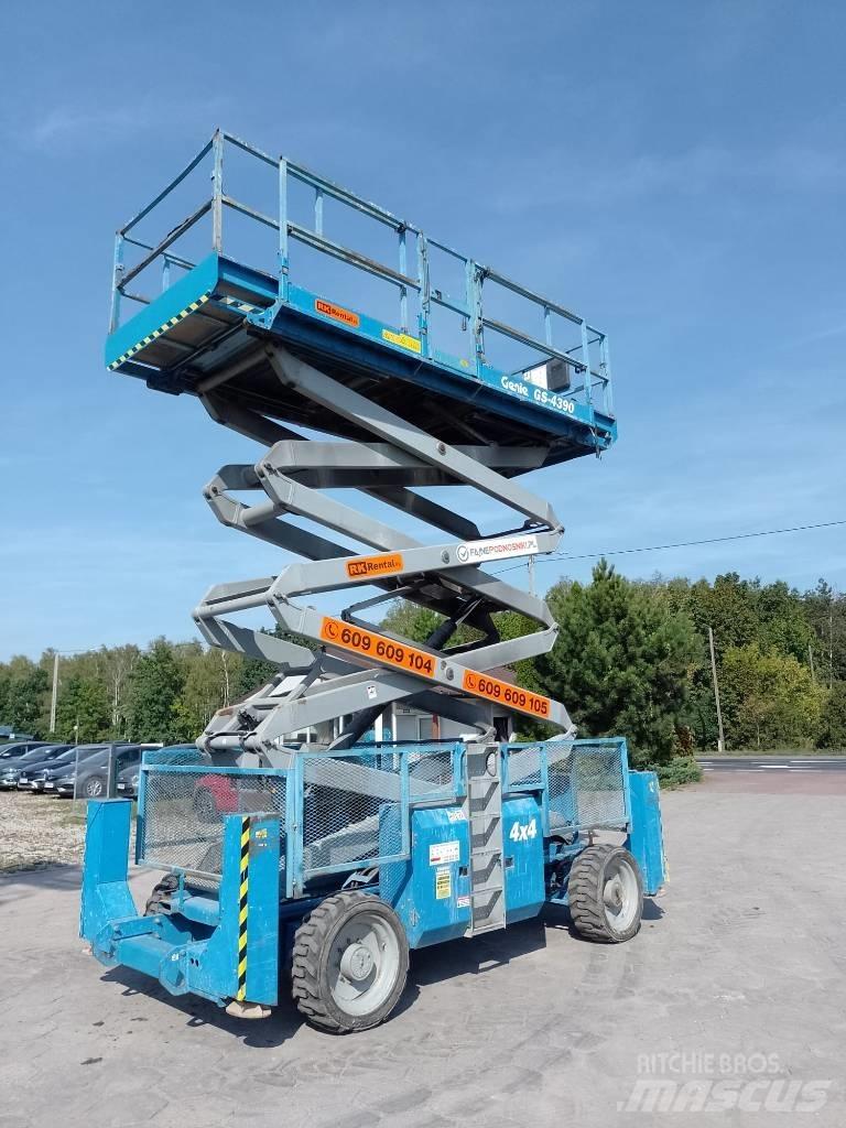 Genie GS 4390 Scissor Lifts